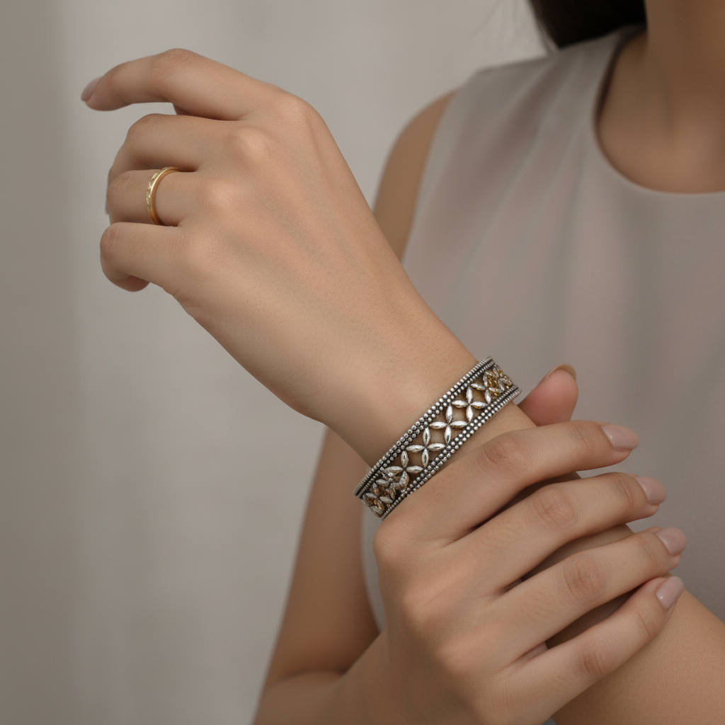 LADIES KADA/BRACELET (SBR527)