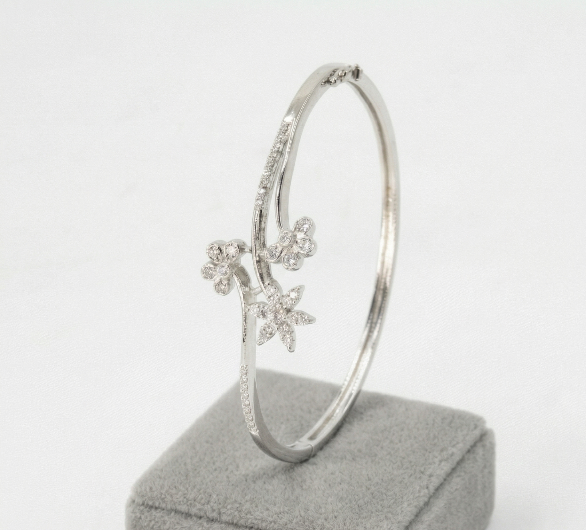 LADIES KADA/BRACELET (SBR802)